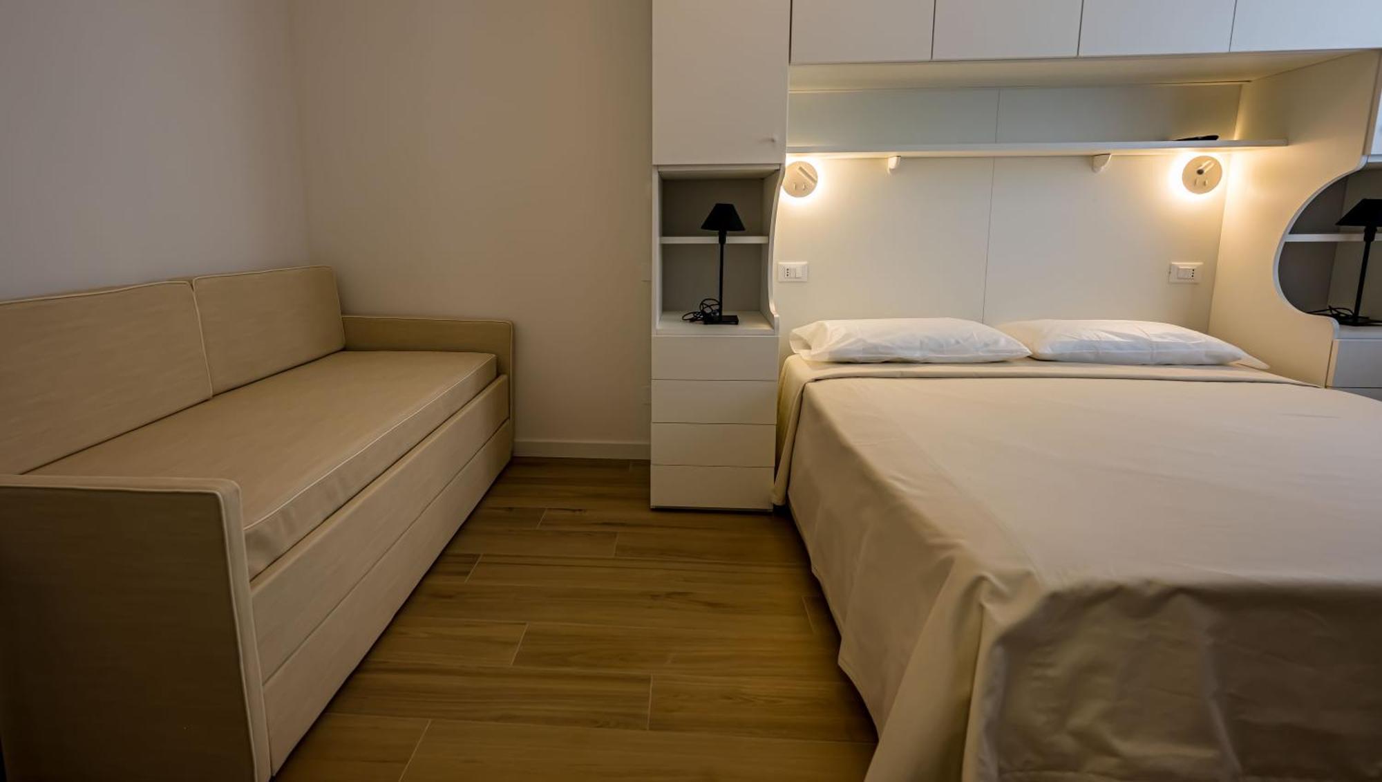 Oleandro Family Apartments-leresidenzedijesolo *